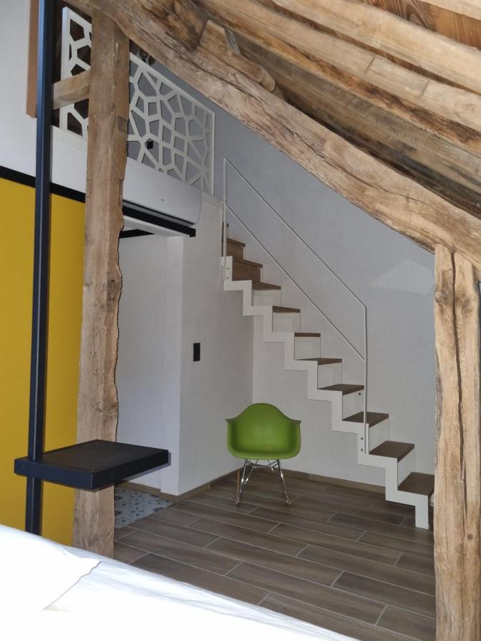 Cerf, Ouvre-Moi B&B Rochefort Kültér fotó